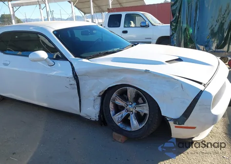 2018 Dodge Challenger Sxt from USA, damaged, VIN 2C3CDZAG8JH153132